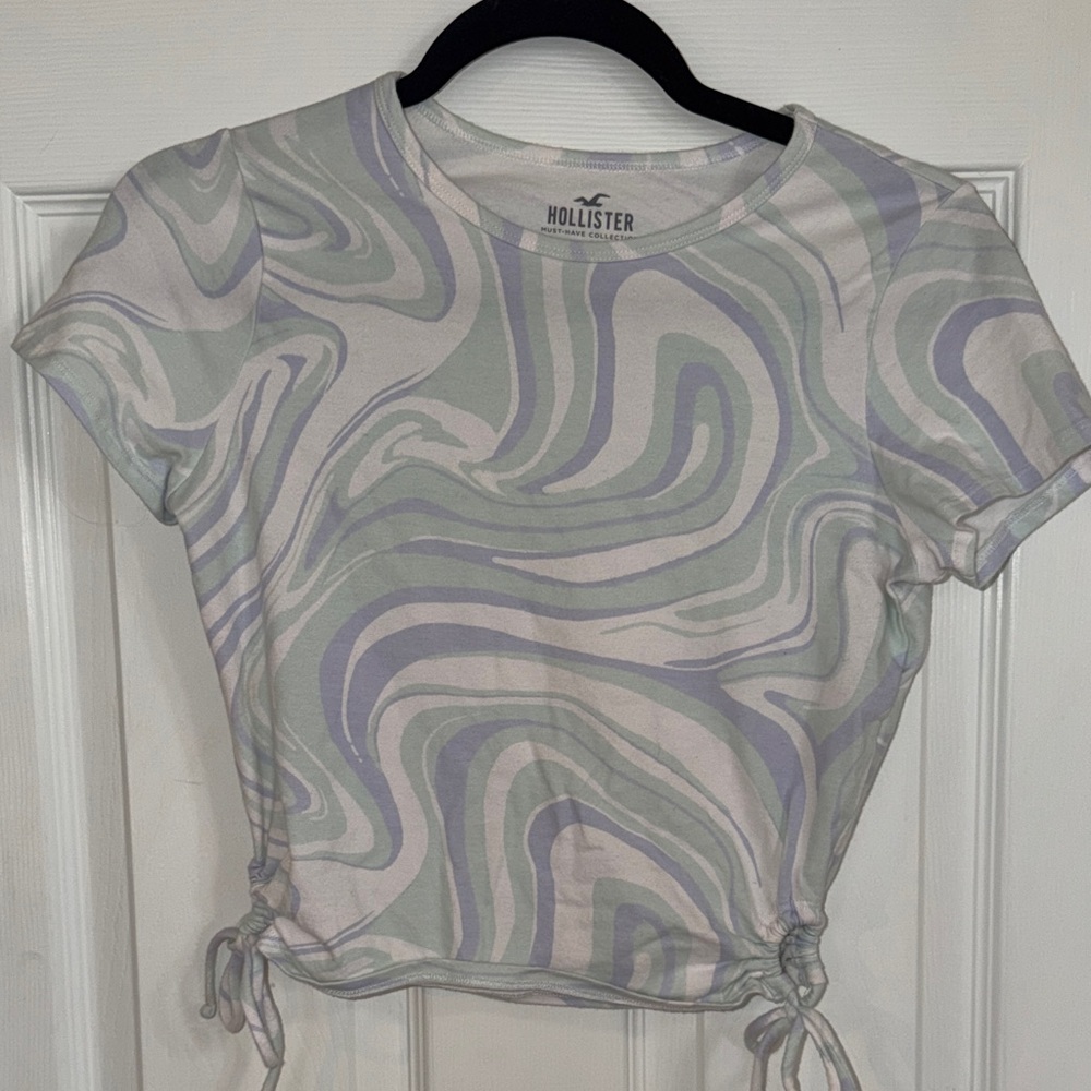 Hollister Pastel Swirl Side-Tie Crop Top - Mint, Lavender & White Baby T